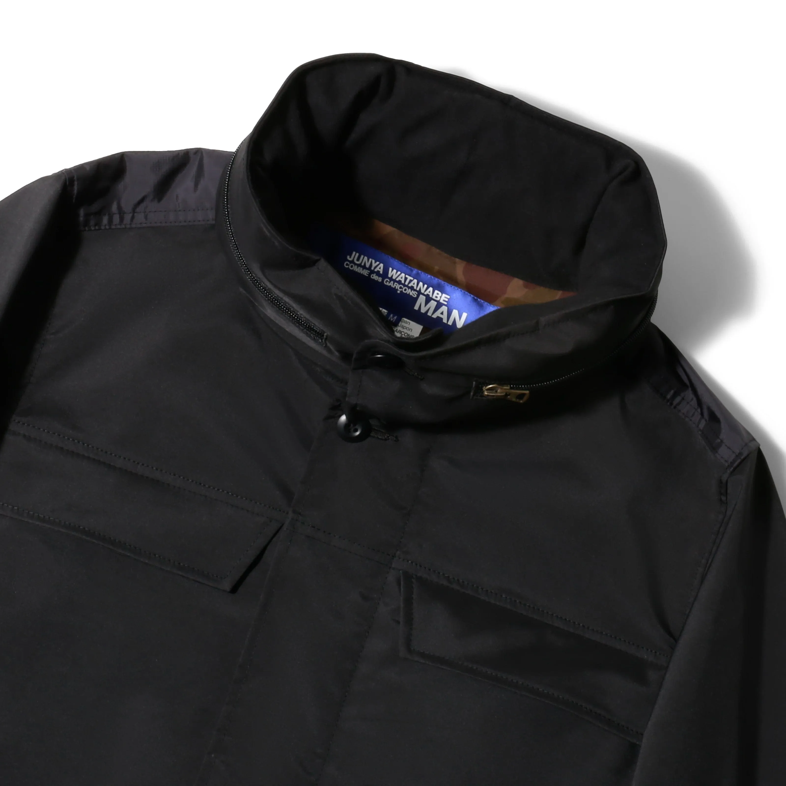 3 LAYER LAMINATED PACKABLE JACKET