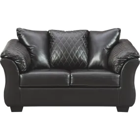 Betrillo Loveseat