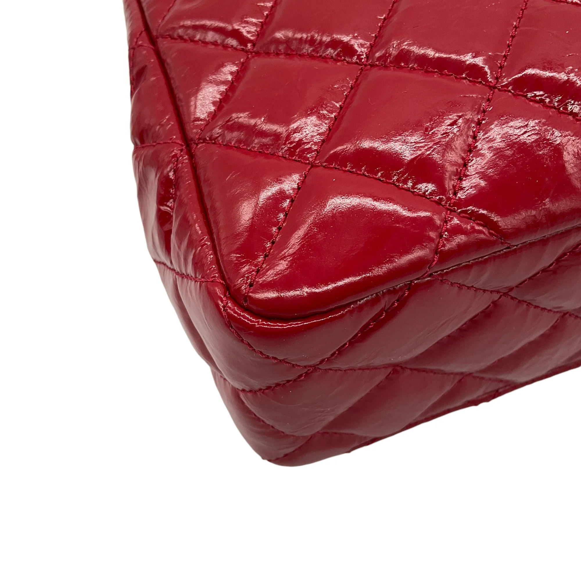 Chanel Red 2023 Quilted Patent Leather Wavy Handbag