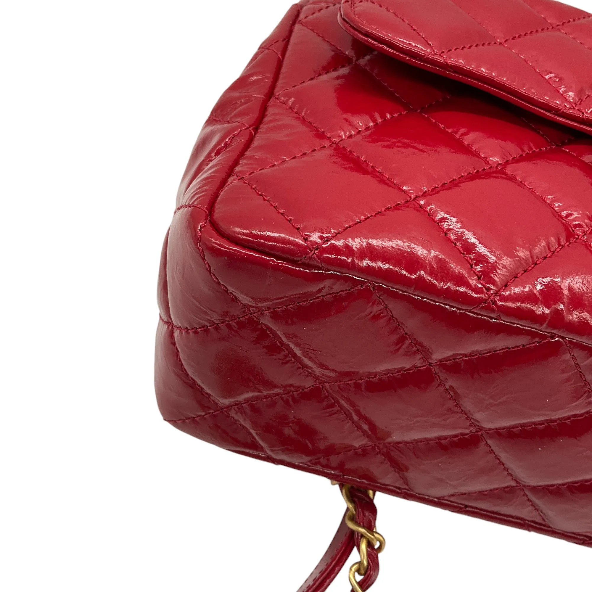 Chanel Red 2023 Quilted Patent Leather Wavy Handbag