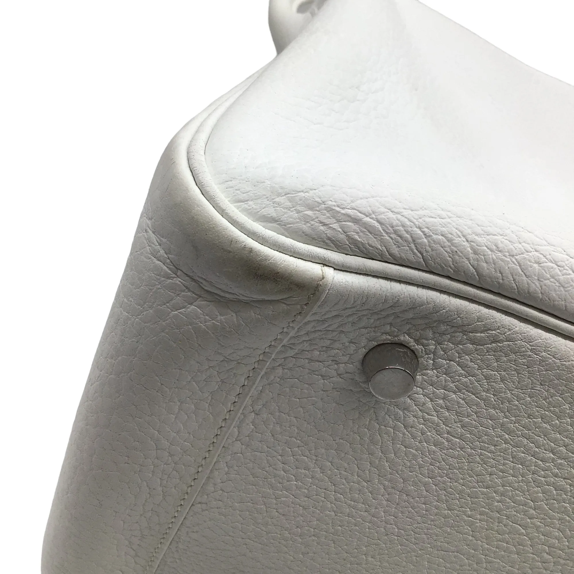 Hermes White 2007 Togo Leather Lindy Handbag