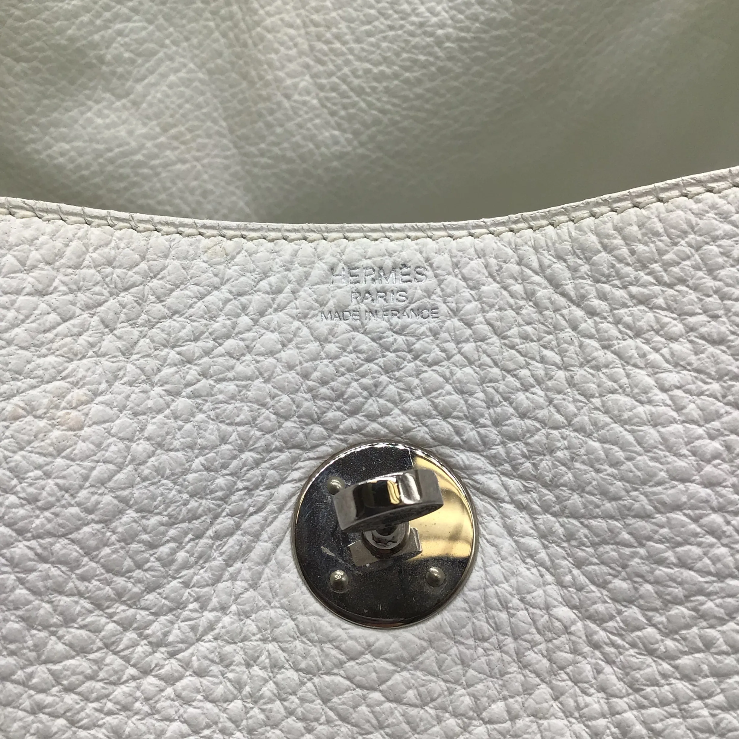 Hermes White 2007 Togo Leather Lindy Handbag